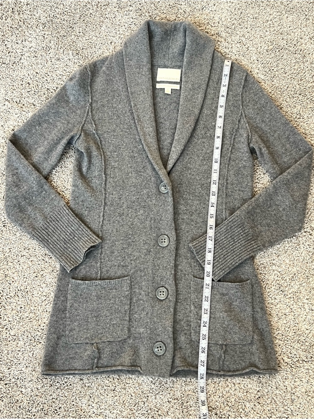 100% cashmere Cynthia Rowley Gray Shawl-Collar Button Front Cardigan - Picture 4 of 7